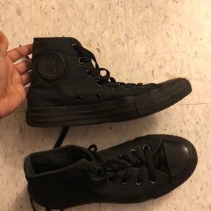 High top black converse